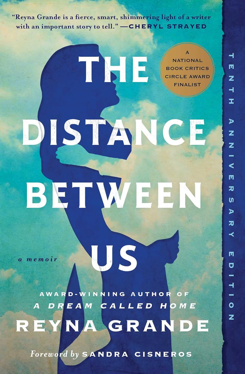 The Distance Between Us by Reyna Grande (Paperback)